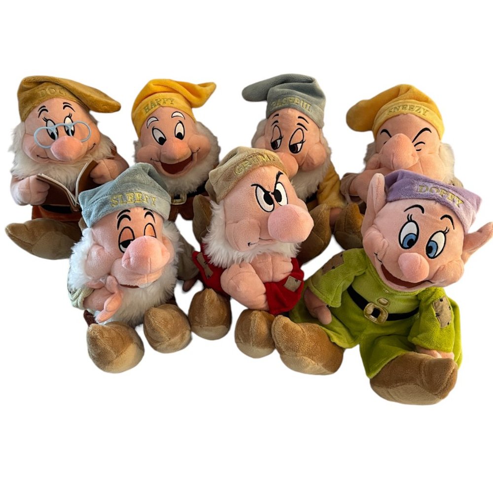 Extremely Rare Disney Collectable 7 Dwarves Characters Beanie Stuffed Toys
